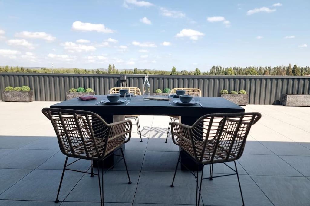 Saint Remy De Provence Roof Top Avec Jacuzzi Exterior foto